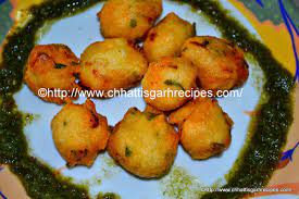 Chhattisgarh Recipes|Chhattisgarh Cuisine|Chhattisgarh Traditional Food:  Bara (bada /black lentil dumplings)/ बरा (बड़ा )