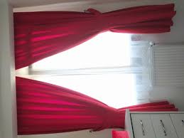 Bana kalirsa rustik hale cevirin boylece tavana degil duvara montaj olur buradan biraz pay gelmis olur. Kumas Fon Mu Yoksa Tul Fonlar Mi Iyi Kizlar Diger