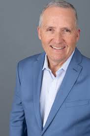 Peter Scanlan, Real Estate Agent