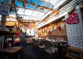 Must-Try Cocktail Bar in Capitol Hill | The Betsy