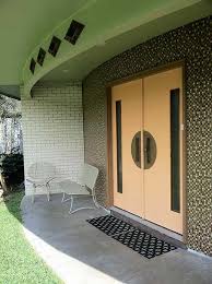 A Groovy Front Porch Makeover On A Budget For Sarah S 1964 Round House