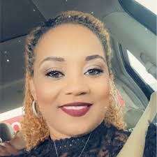 Kristi Ware's Instagram, Twitter & Facebook