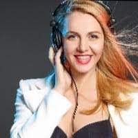 Nicole Baldini's Instagram, Twitter & Facebook