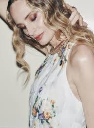 Laura Leather's Instagram, Twitter & Facebook