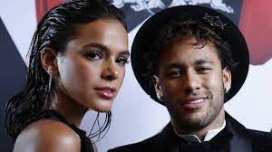 Living in miami for 5 years gave me a good appreciation for the music. Bruna Marquezine Die Frau Die Neymar Das Herz Brach Youtube