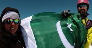 First Pakistani Woman Scales Mount Everest Pakistan Dawn Com