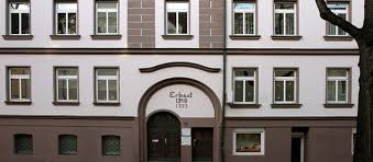 Fotos von merkels wohnung gemacht. Zahnarztpraxis Gunter Merkel