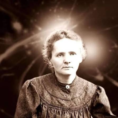 توفيت في مثل هذا اليوم 4 جويلية سنة : 1934 - ماري كوري (Marie Curie)، عالمة فيزياء وكيمياء بولونية /فرنسية حاصلة على جائزة نوبل في الفيزياء سنة 1903 وجائزة نوبل في الكيمياء