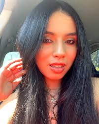 Lily Lopez's Instagram, Twitter & Facebook