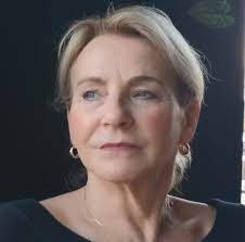 Wij feliciteren ... Robert Steenbergen met zijn benoeming tot Ridder in de  Orde van Oranje Nassau. Hartelijk Gefeliciteerd 🎉🎉🏅