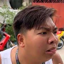 Yung gutom ka at pagod sa maghapong trabaho, tapos pagsakay mo sa bus  bubungad sayo ang amoy na hindi kanais-nais😔😫😫 #fbpost2026シ #commuterlife