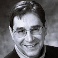 Edward Thom's Instagram, Twitter & Facebook