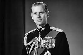 Hoàng thân philip, phu quân nữ hoàng elizabeth, rời khỏi bệnh viện ở london sau ca phẫu thuật tim và 28 ngày điều trị. Rh2bvhrwfsrcmm