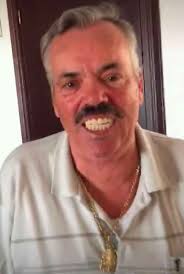 Es lo que ocurre con 'el risitas'. El Risitas Se Hace Un Cambiame Extremo Amenzing