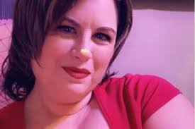 Liza Sparks's Instagram, Twitter & Facebook