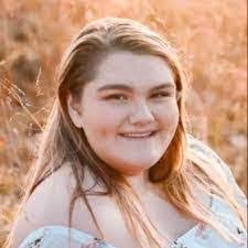 Amalia Hinkle's Instagram, Twitter & Facebook