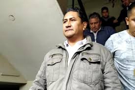 Si me sigues te sigo, porque tu cuentas para nosotros. Vladimir Cerron No Habra Hoja De Ruta Con Peru Libre Y Pedro Castillo Caretas Politica