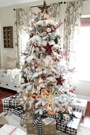 40 Fun Christmas Decor Ideas And Design Elegant Christmas Trees Christmas Decorations Rustic Tree Christmas Home