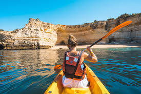 Diese 23 portugal sehenswürdigkeiten, attraktionen & highlights solltest du auf deiner portugal reise nicht verpassen. Algarve Tipps Die 11 Schonsten Strande Orte Felsformationen Inkl Map