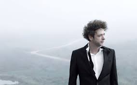 El cantante colombiano de reguetón j balvin se presentó por. Gustavo Cerati Tapete Hd Soda Stereo Tapete 1920x1200 Wallpapertip