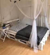 Bett 140x200 Weiss Mit Lattenrost Matratze Schoner Tagesdecke In Nordrhein Westfalen Remscheid Ebay Kleinanzeigen Unser hochwertige palettenbett 140x200x20cm (gesamthöhe mit kopfteil: bett 140x200 weiss mit lattenrost matratze schoner tagesdecke