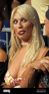 Michelle Beckwith's Instagram, Twitter & Facebook