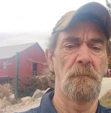 How do I go about getting these keys out underneath my hubs