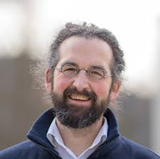 Prof. Dr. Florian Töpfl