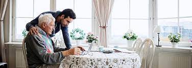 Hilfe und pflege alter und kranker menschen, sowohl ambulant, als auch zuhause. Daheim Statt Heim Die Pflege Zu Hause