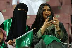 2,482,000), c.4,400 sq mi (11,400 sq km), e arabia, coextensive with the qatar peninsula, which projects into the persian gulf. Katar Will Sich Reformieren Aber Der Fortschritt Ist Langsam
