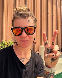 HEY IT'S ADELE!!! Today is my last day taking over @bear_review social  media. Here I'm reading a poem for ya from WAGER titled “Housewarming.”  (Don't mind my pimple patch. 40-yr-olds get pimples