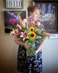 The hindu priest and senior family members conduct the ceremony. Petals On Main Opening Hours 207 10 St Beaverlodge Ab