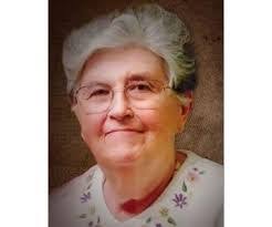 Johanna Hunter's Instagram, Twitter & Facebook