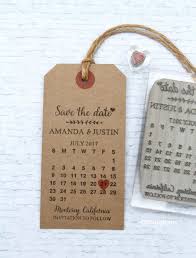 En concevant une carte d'invitation ou de félicitations avec canva pour vos 50 ans de mariage, c'est un instant privilégié que vous vivrez avec votre moitié. Save The Date Calendar Uk Rubber Stamp Wedding Invitation Etsy Carte Invitation Mariage Invitation Mariage Invitation Mariage Champetre