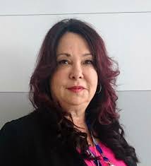 Theresa Hurd's Instagram, Twitter & Facebook