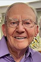 Jake Howell's Instagram, Twitter & Facebook