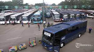 Momen lebaran itu sangat khas dengan tradisi mudik bagi mereka yang. Pemerintah Larang Mudik 2021 Komunitas Rantau Masyarakat Umum Ketawa Ketawa Bingung Tribunnews Com Mobile
