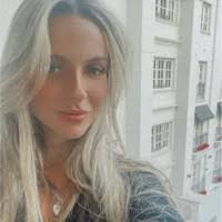 Monique Katz's Instagram, Twitter & Facebook