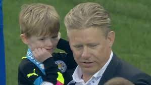Kasper schmeichel was born to danish parents, mother, bente schmeichel, and father, peter schmeichel, a former successful professional goalkeeper for english club, manchester united, who. Max Schmeichel 9 Years Old Kasper Schmeichel Stine Gyldenbrand Son Vergewiki