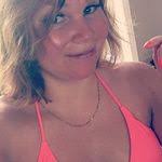 Andrea Labrecque's Instagram, Twitter & Facebook