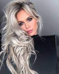 Remember that a solid hair color always loses when compared with modern dimensional coloristic solutions. Pin On Long Flowing Hair 4