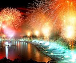 New Years Eve Celebrations Copacabana Beach Rio De Janeiro Brazil New Years Eve Fireworks New Years Eve Traditions Worlds Of Fun