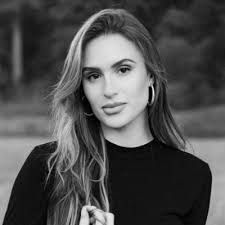 Haley Coyle's Instagram, Twitter & Facebook