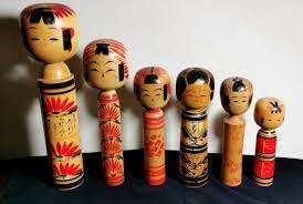 Kokeshi are sold both as decorative handicrafts and souvenirs of japan. Japanische Vintage Kokeshi Puppen 6er Set Bei Pamono Kaufen