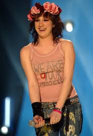 Tóth gabi több mint 10 éves zenei életpályája pár percben. Toth Gabi Az Igazi Kameleon Blikk