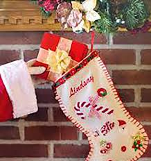 Warum die amerikaner den 8. Versteh Einer Die Amerikaner Weihnachtsbrauch Christmas Stockings Thebridge