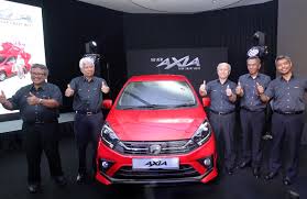 Memandangkan axia ini didatangkan dengan enam varian, kami rungkaikan setiap varian untuk memudahkan anda melihat perbezaan dan membuat penilaian sendiri. New Perodua Axia Rolls Out From Rm24 090 Style Variant Debuts Carsifu