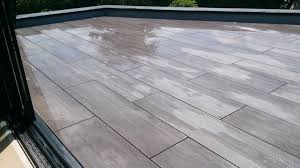 Epingle Par Arnaud Robillot Sur Terrasse En 2020 Poser Du Carrelage Pose Carrelage Exterieur