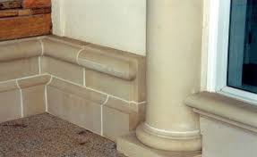 Close Up Of Cast Stone Watertable Banding With A Double Profile And A Finished End At The Break For The Column A Different Ba Cast Stone It Cast Stone Accent