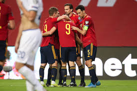 Substitute gerard moreno spares sergio ramos' blushes with a late spain got a second penalty as nico elvedi was sent off for fouling alvaro morata spain made advantage of the extra man though as gerard moreno scored late Watch Moreno Settles Spanish Nerves By Scoring With Virtually His First Touch Against Kosovo Football Espana